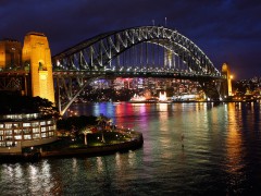 Sydney Harbour Bridge, by Robbee2010, on Flickr CC BY NC SA 2.0